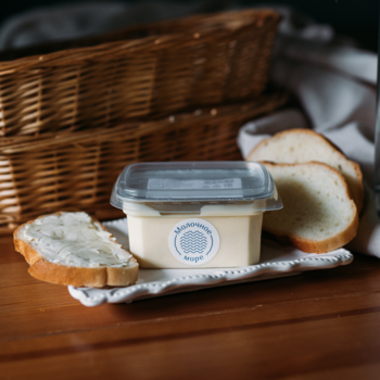 Масло Молочное море сладко-сливочное 82,5% 10 кг, бруски по 1 кг, пергамент