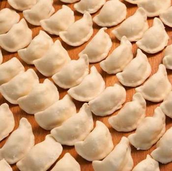 Вареники с капустой ручной лепки