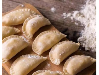 Вареники с картошкой и грибами ручной лепки