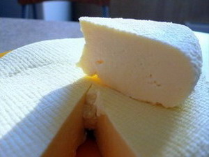 Сыр сычужный