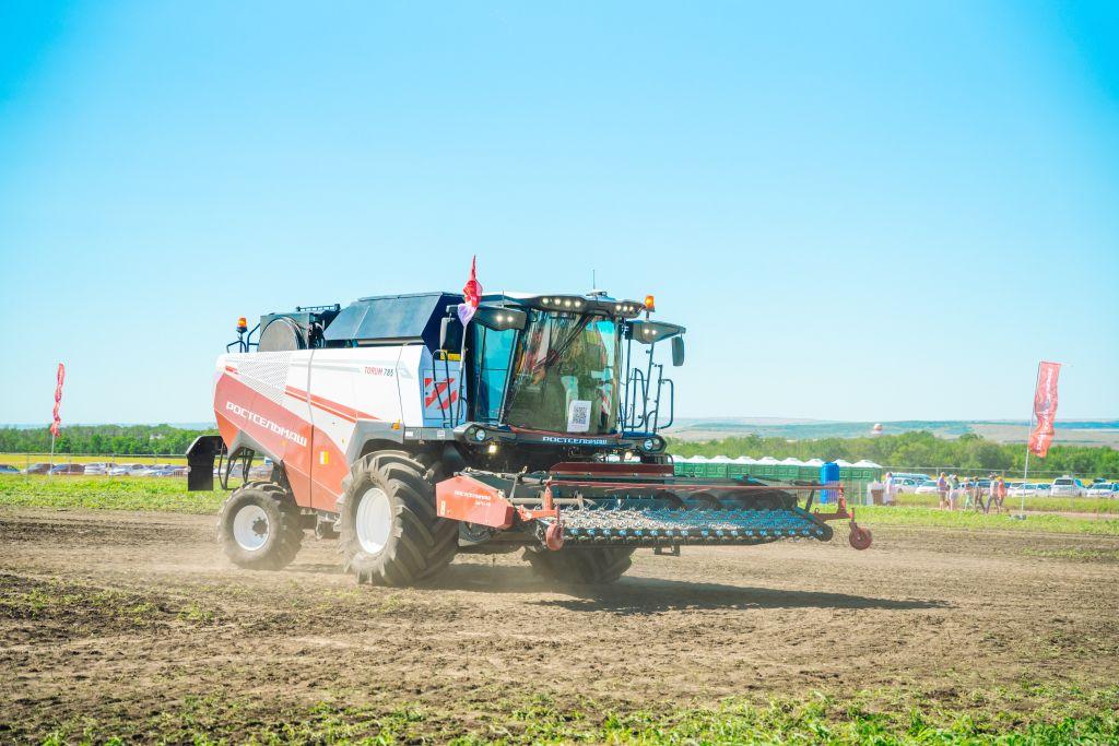 ТВОЙПРОДУКТ: В Волгоградской области начала работу выставка «Всероссийский день поля — 2025»